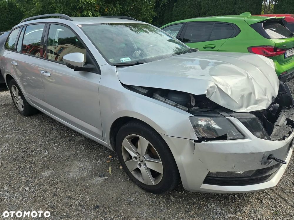 Skoda Octavia 1.6 TDI Ambition - 2