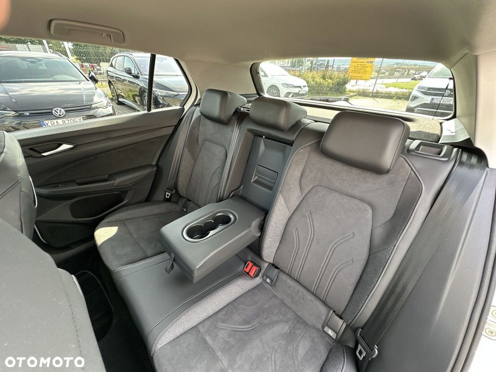 Volkswagen Golf - 17