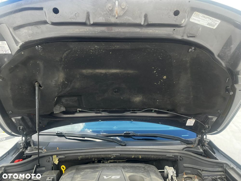 Jeep Grand Cherokee - 26