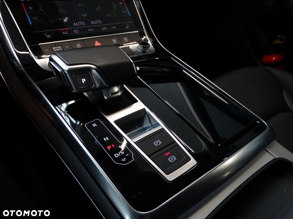 Audi Q8 - 23