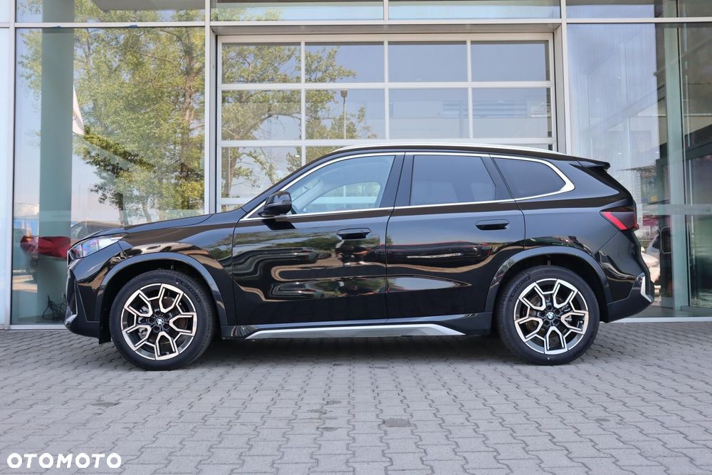 BMW iX1 eDrive20 66.5kWh xLine - 2