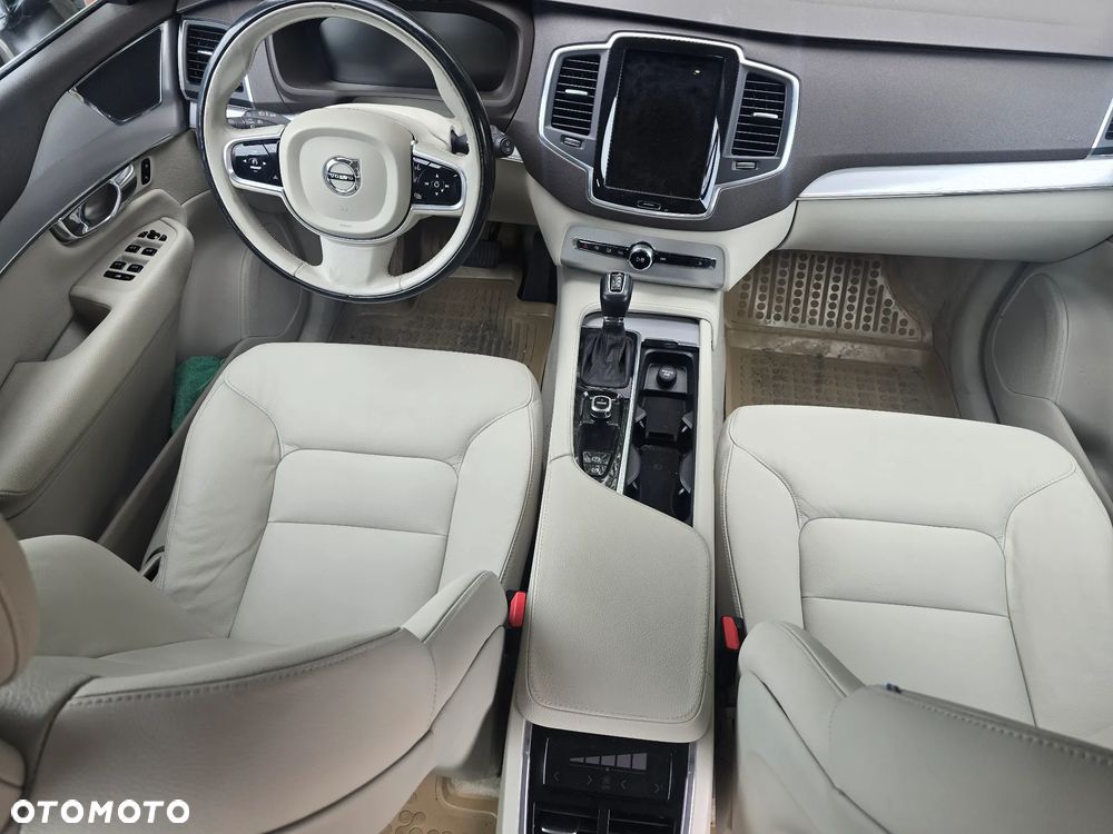 Volvo XC 90 D4 Geartronic Momentum - 11
