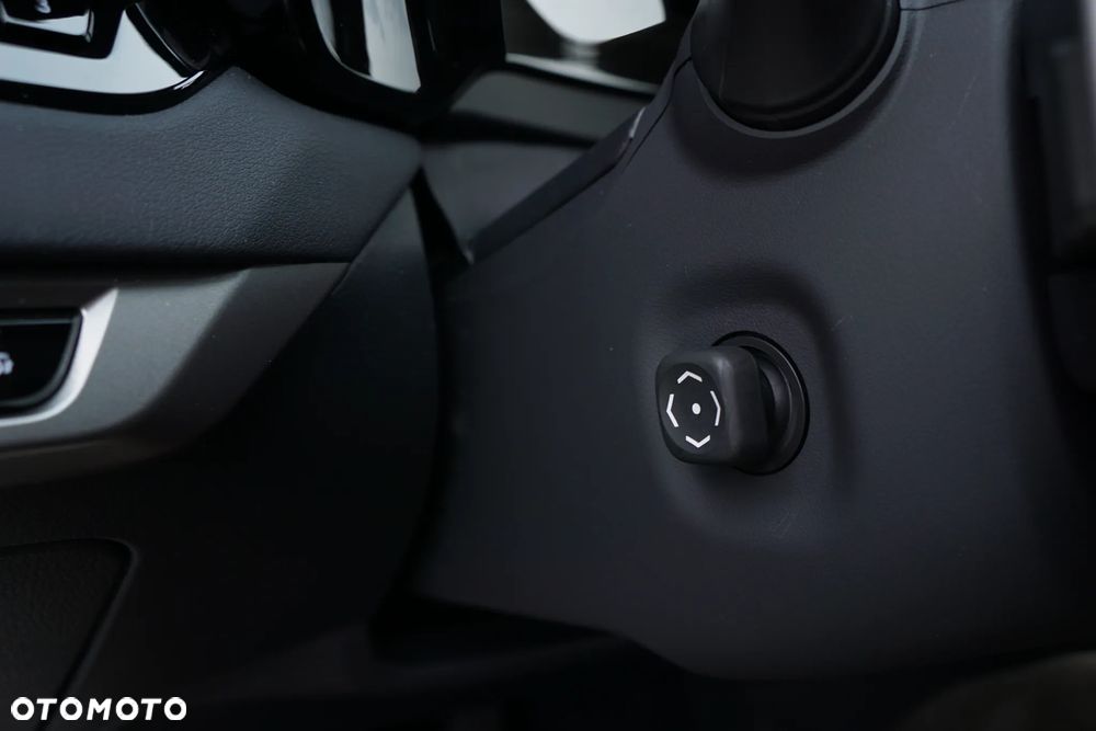 Lexus RX 350h Omotenashi - 27