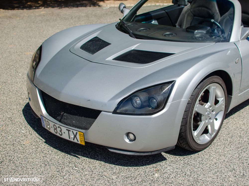 Opel Speedster 2.2 — photo 3