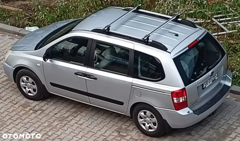 Kia Carnival 2.9 CRDi Tour - 1