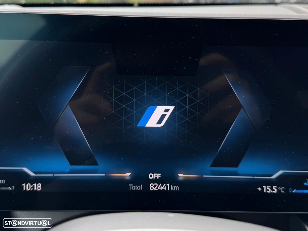 BMW 530 e Pack Desportivo M - 9