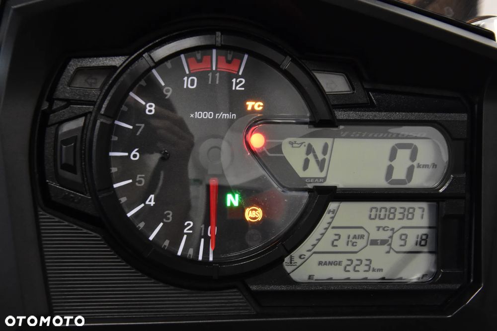 Suzuki DL - 16
