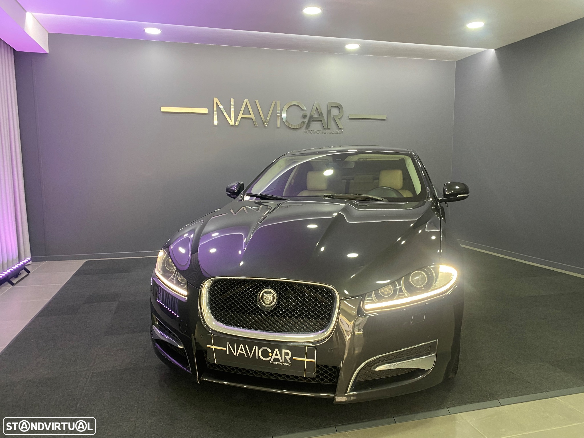 Jaguar XF 2.2 D R-Sport - 6