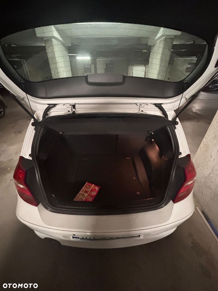 BMW Seria 1 116i - 5