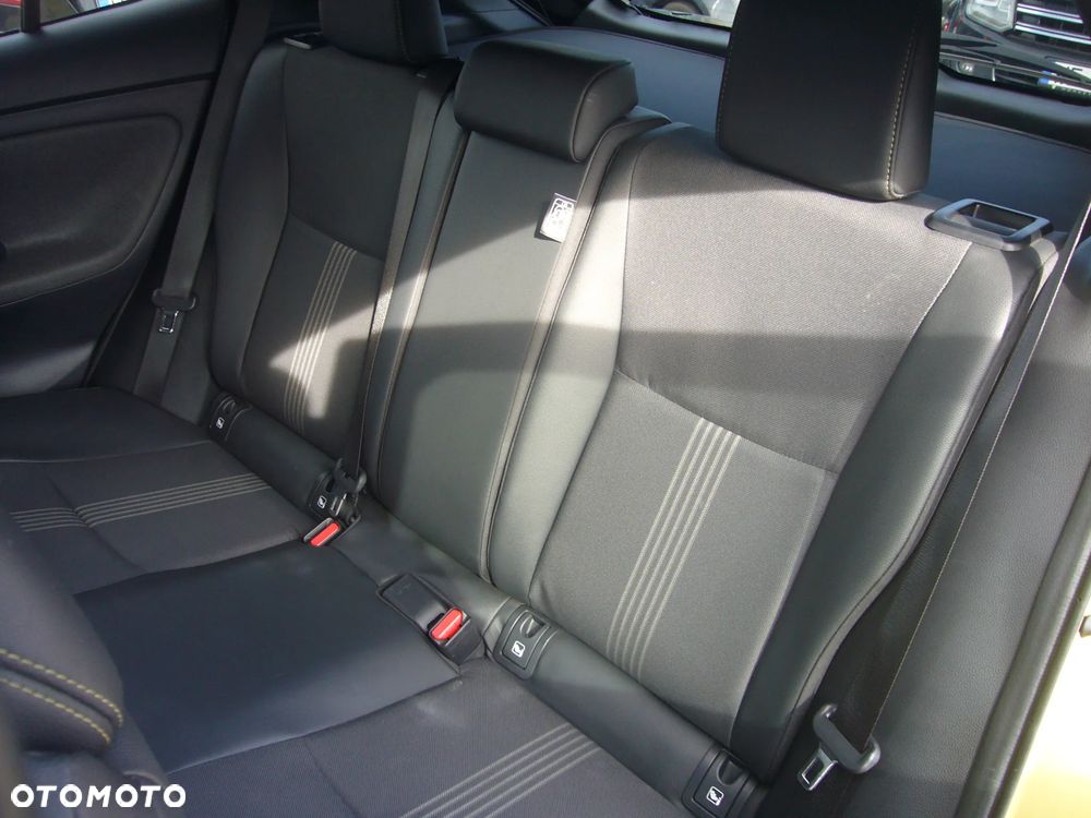 Toyota Yaris 1.5 Premium CVT - 14