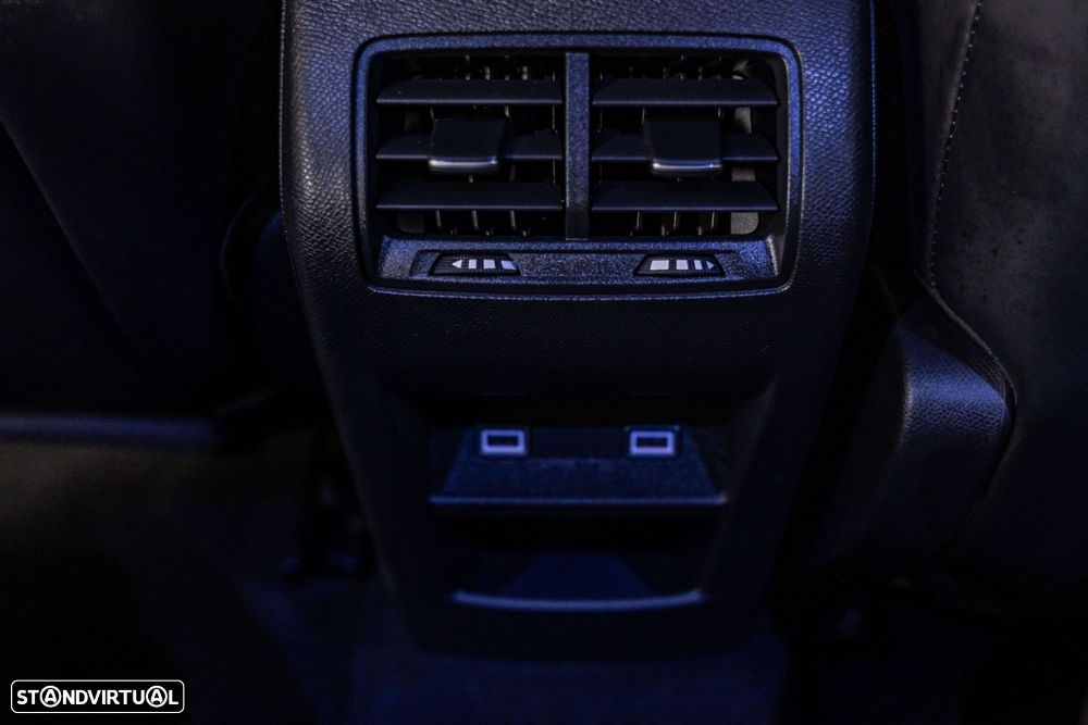 Peugeot 308 SW 1.2 PureTech GT EAT8 - 18