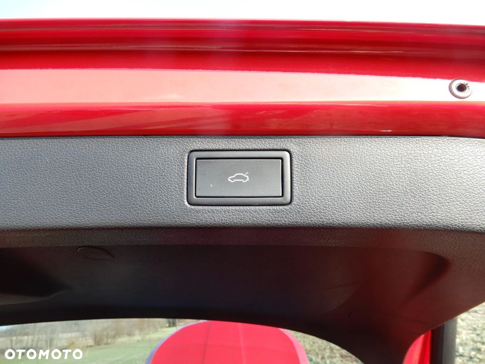 Skoda Kamiq 1.5 TSI Monte Carlo DSG - 10