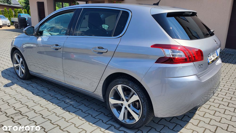 Peugeot 308 1.2 PureTech Allure S&S - 6