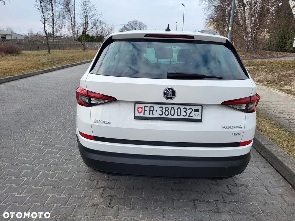 Skoda Kodiaq 2.0 TSI 4x4 DSG Ambition - 4