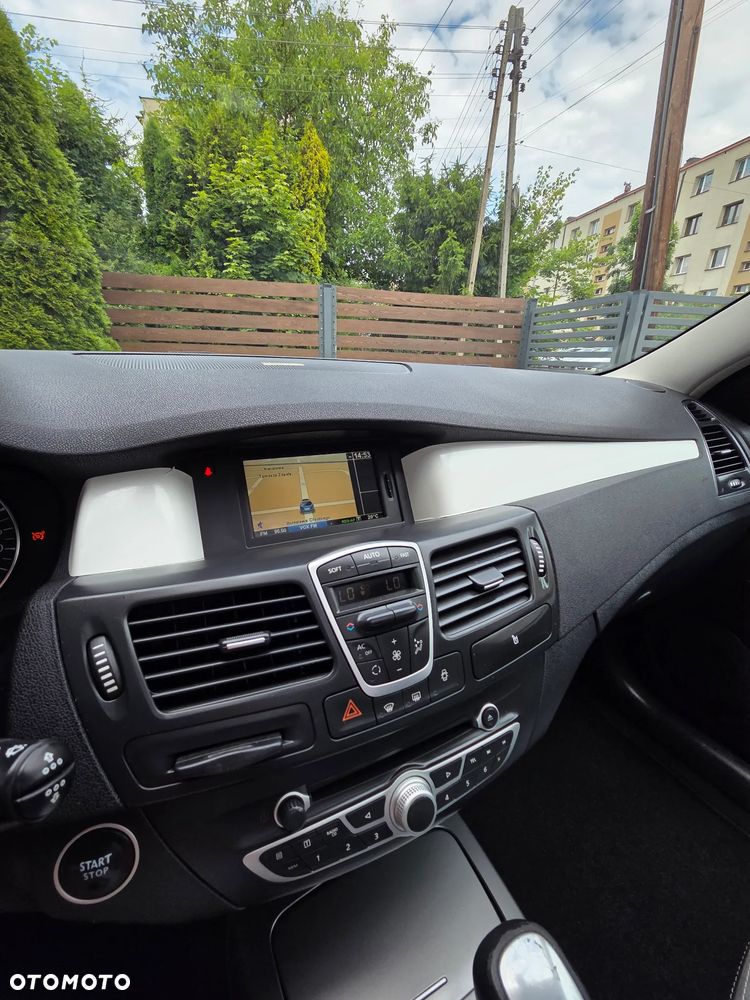 Renault Laguna 2.0 T Bose Edition - 21