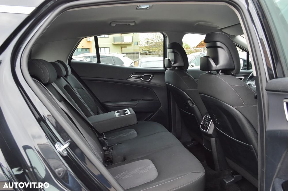 Kia Sportage 1.6T-GDI 2WD Aut. Vision - 24