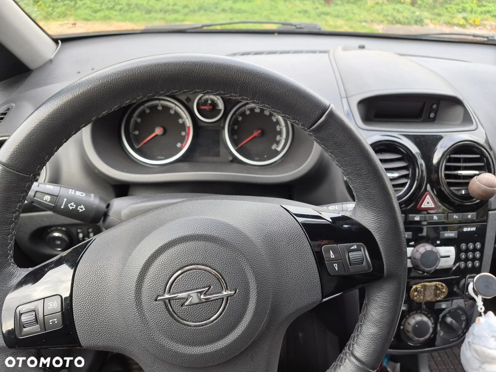 Opel Corsa 1.2 16V 111 EasyTronic - 8