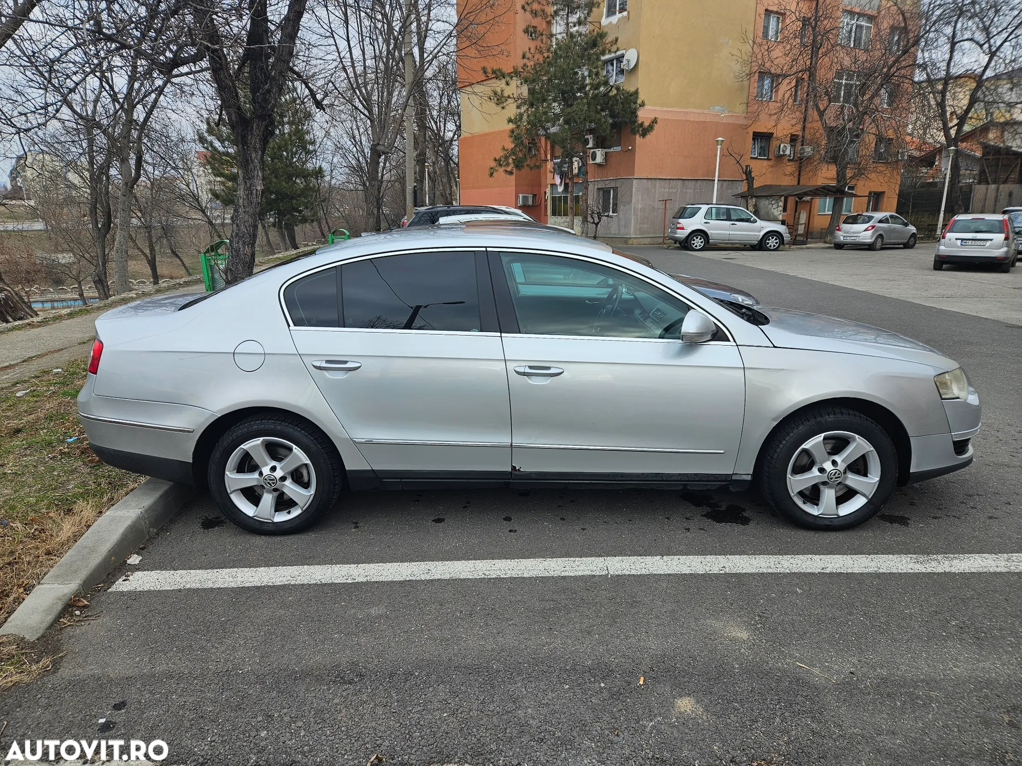 Volkswagen Passat - 3