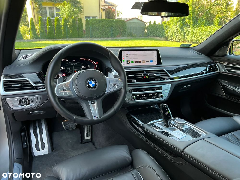 BMW Seria 7 740d xDrive mHEV sport - 11