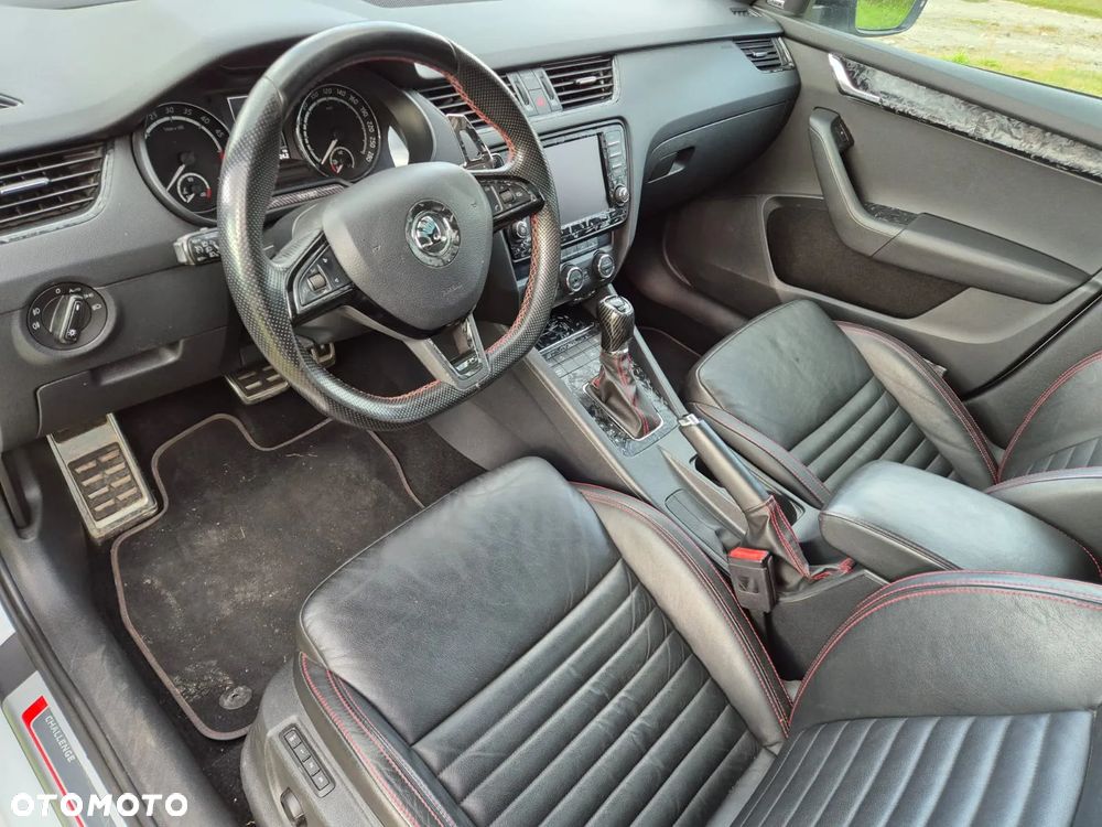 Skoda Octavia 2.0 TDI RS Challenge DSG - 7