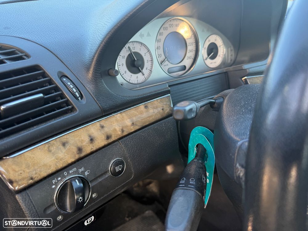 Mercedes-Benz E 220 CDI Avantgarde Aut. - 28