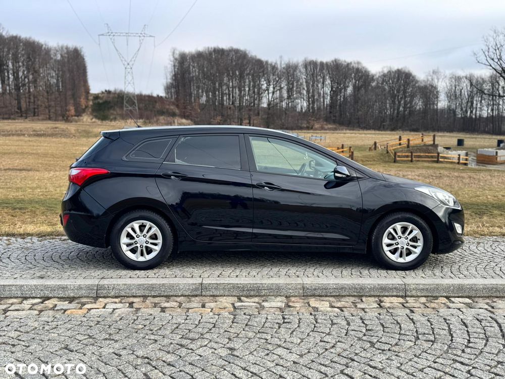 Hyundai i30 i30cw 1.4 CRDi Advantage - 5