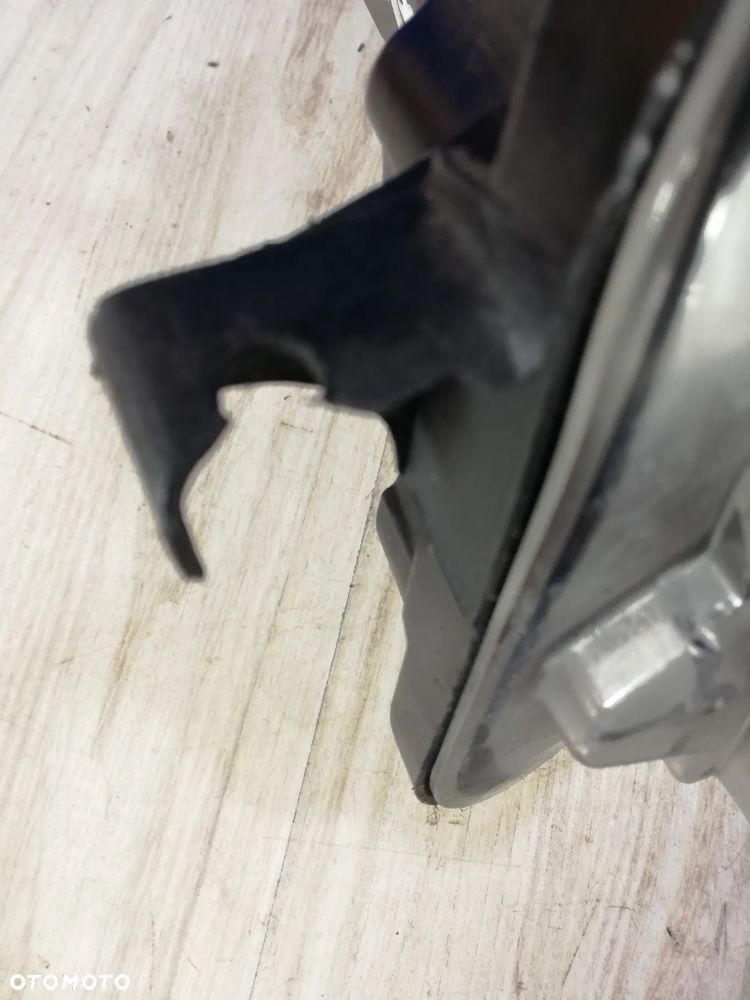 Nissan Qashqai I Lift lampa reflektor lewy Anglik 2009/2012 - 3