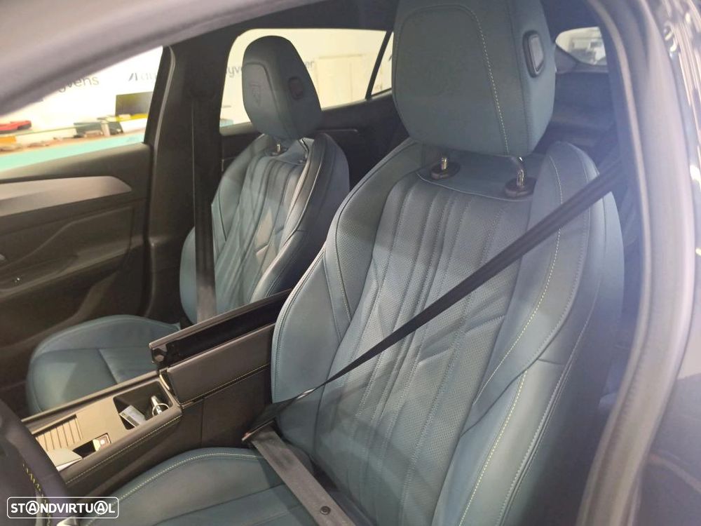 Peugeot 408 1.6 Hybrid GT e-EAT8 - 6