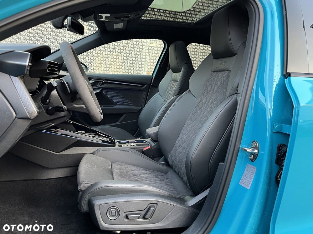 Audi RS3 Limousine - 6