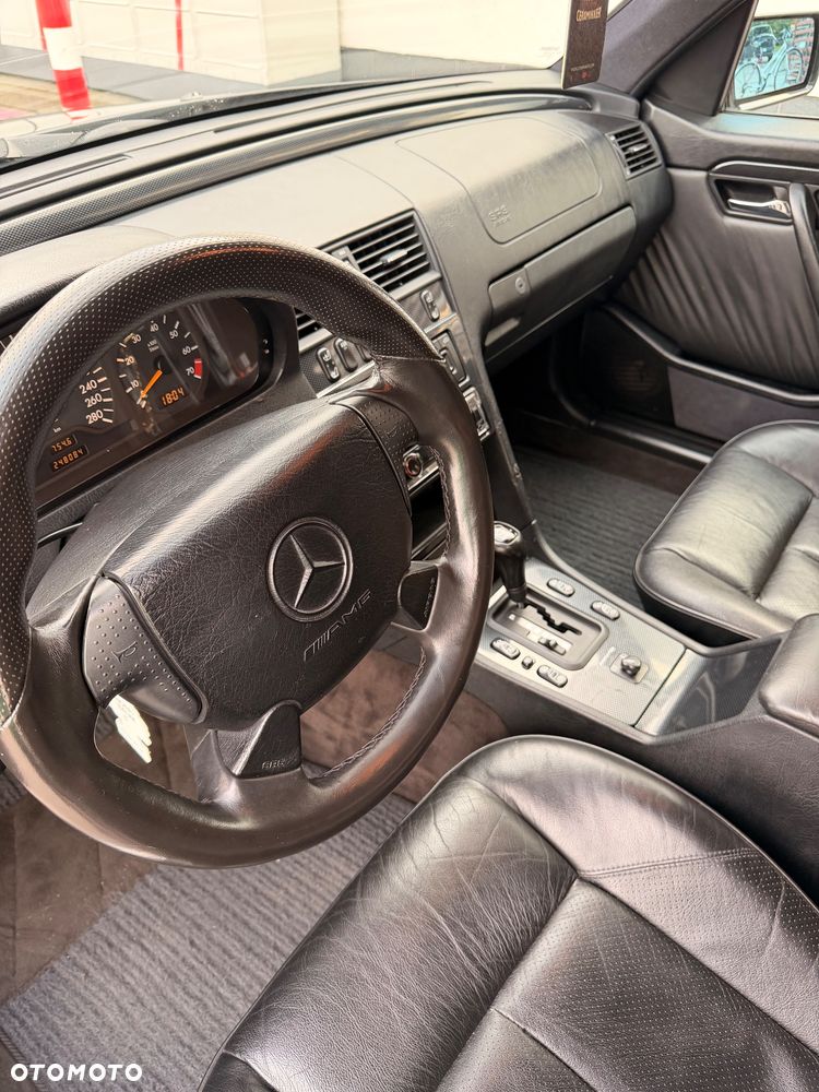 Mercedes-Benz Klasa C 36 AMG - 7