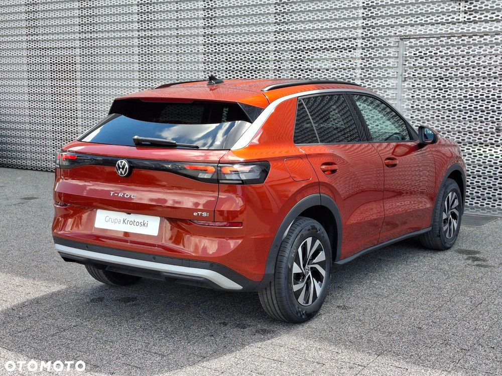 Volkswagen T-Roc 1.5 eTSI Life DSG - 9
