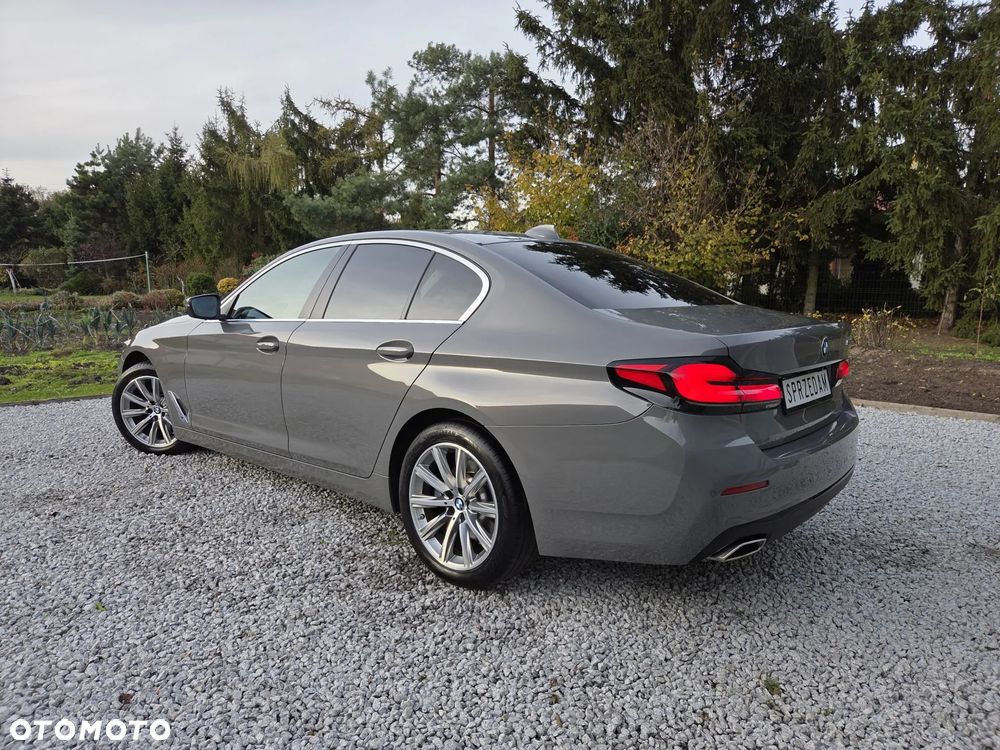 BMW Seria 5 520d Efficient Dynamics Sport Line sport - 6