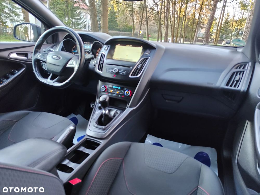 Ford Focus 2.0 TDCi ST-Line Black ASS - 26