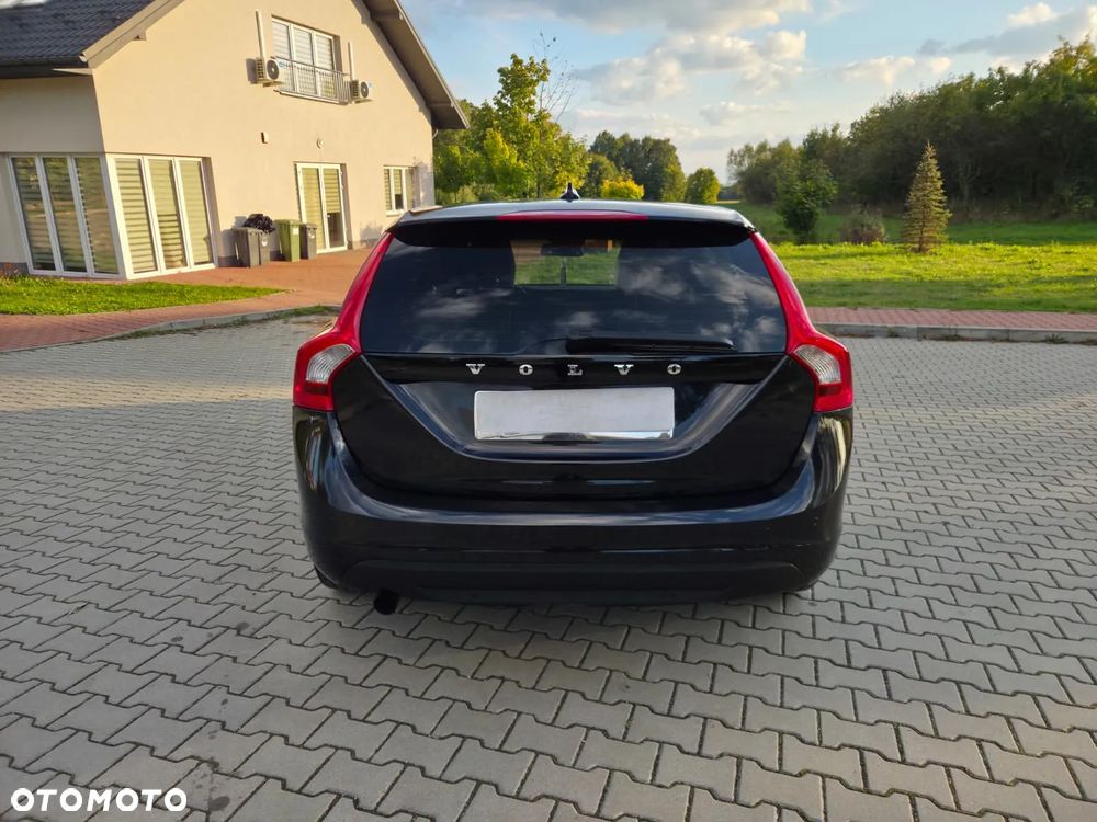 Volvo V60 D3 Geartronic Momentum - 7