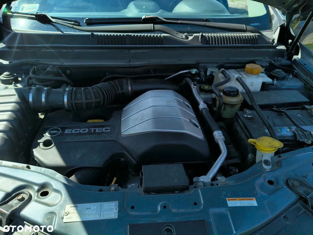 Opel Antara - 12