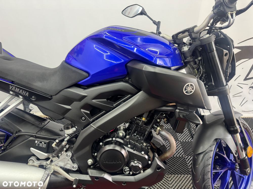 Yamaha MT - 32