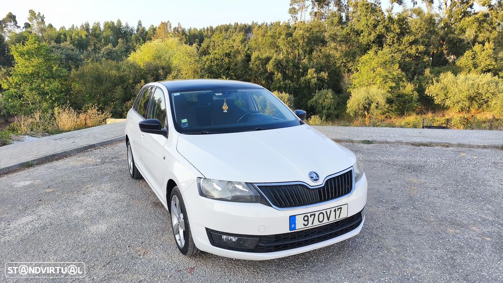 Skoda Rapid 2014 photo 2