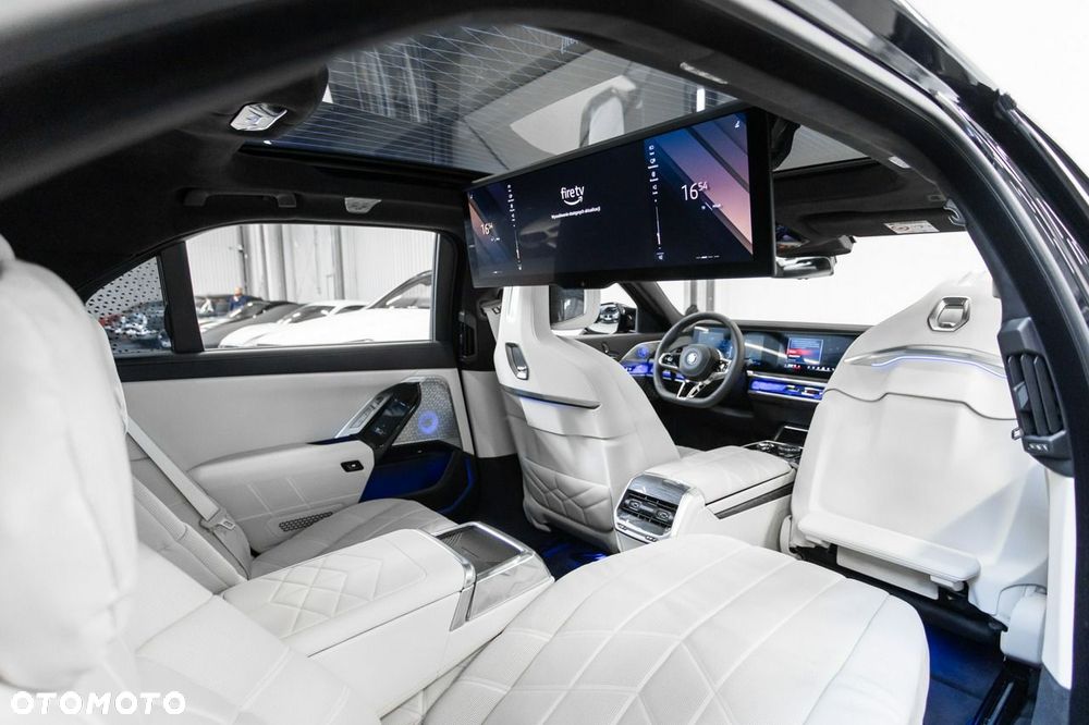 BMW Seria 7 M760e PHEV xDrive Individual Edition sport - 17