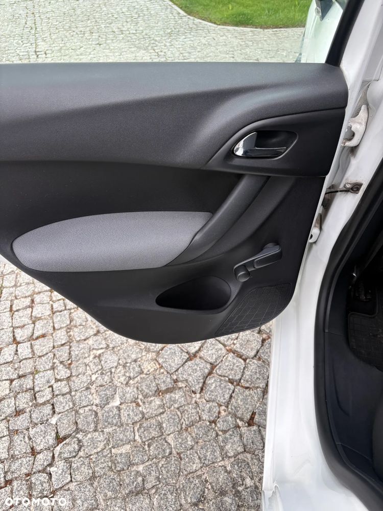 Citroën C3 1.4 HDi Advance - 21