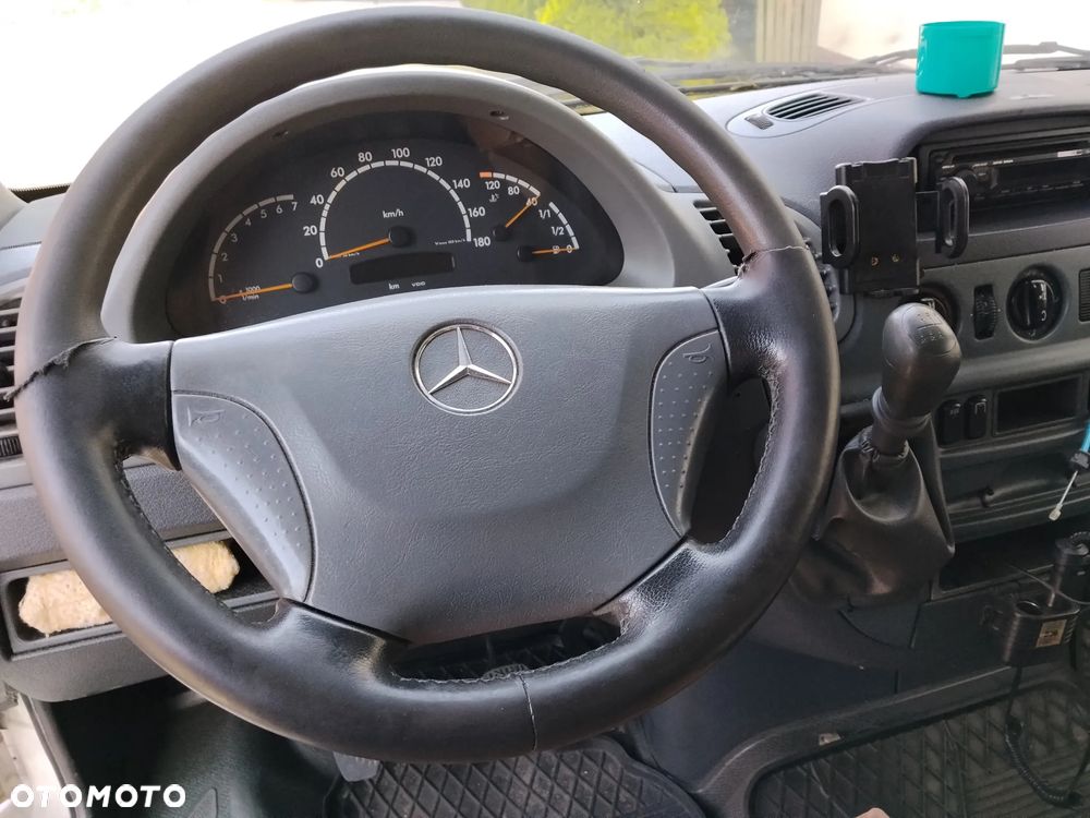 Mercedes-Benz Sprinter 413 - 6