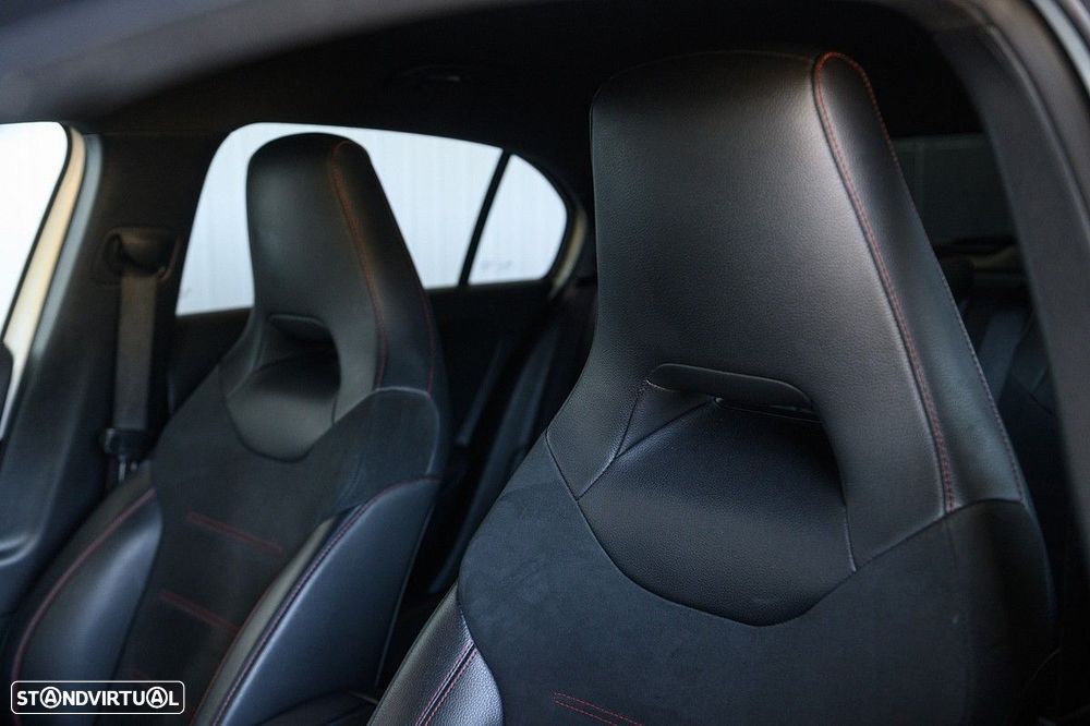 Mercedes-Benz A 180 d AMG Line Aut. - 27