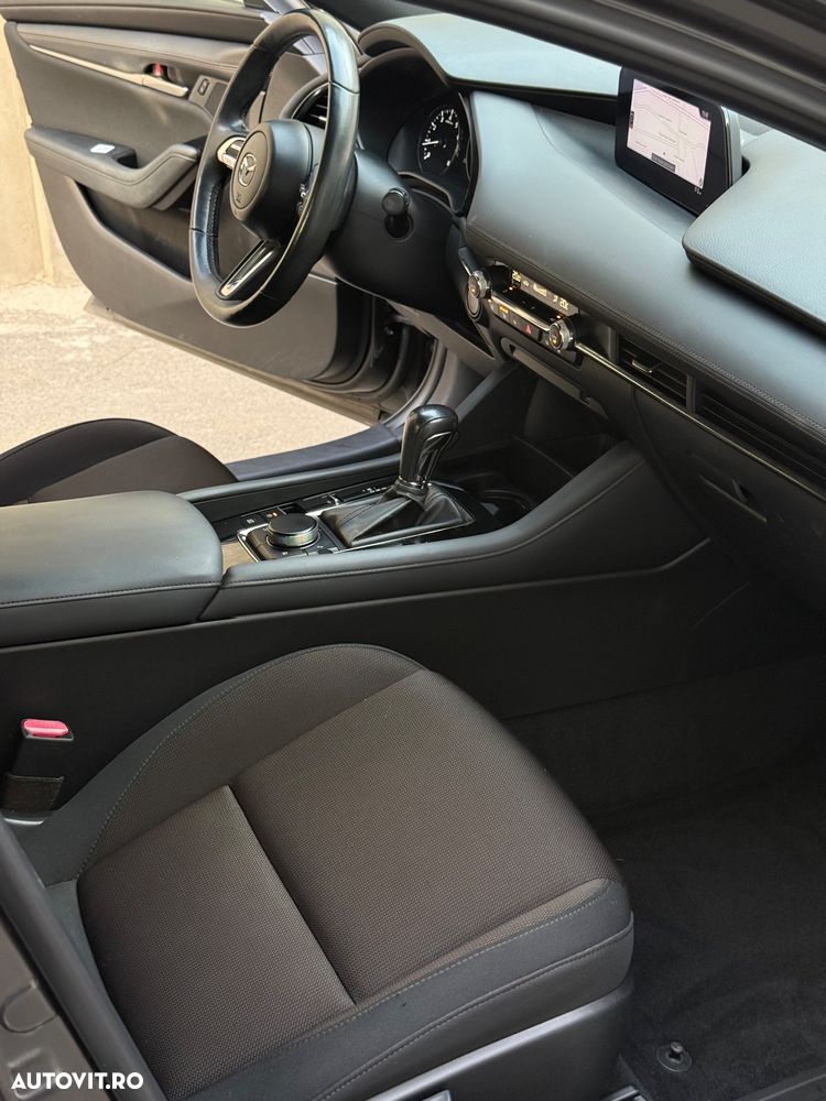 Mazda 3 - 13