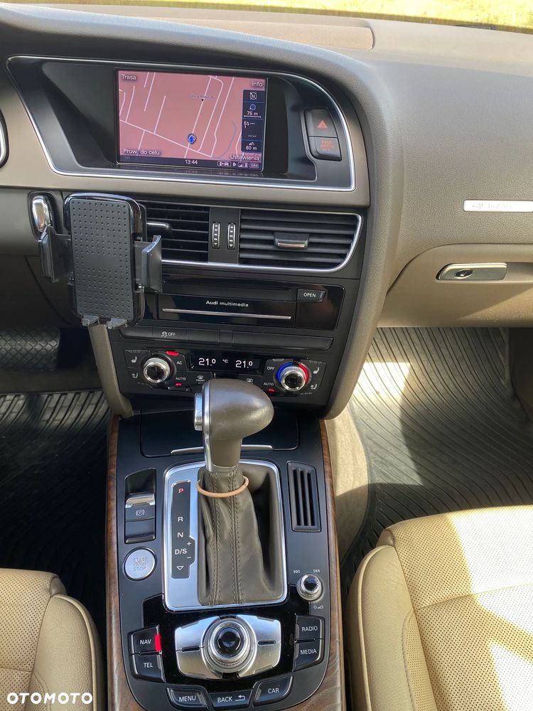 Audi A5 Cabrio 2.0 TFSI quattro S tronic - 17