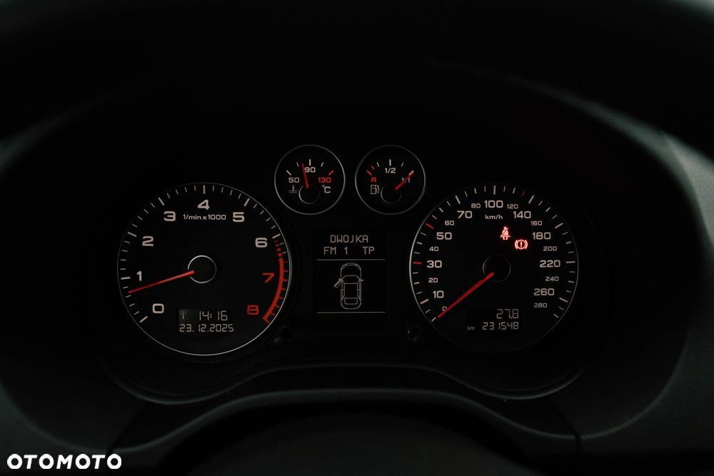 Audi A3 Sportback 1.4 TFSI S line Sportpaket (plus) - 9