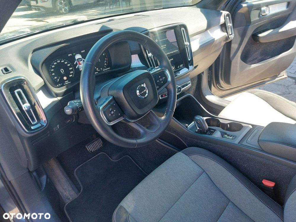 Volvo XC 40 - 11