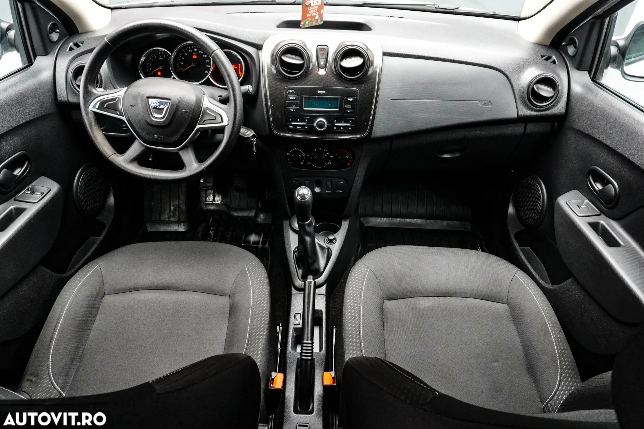 Dacia Logan 0.9 TCe Laureate - 8