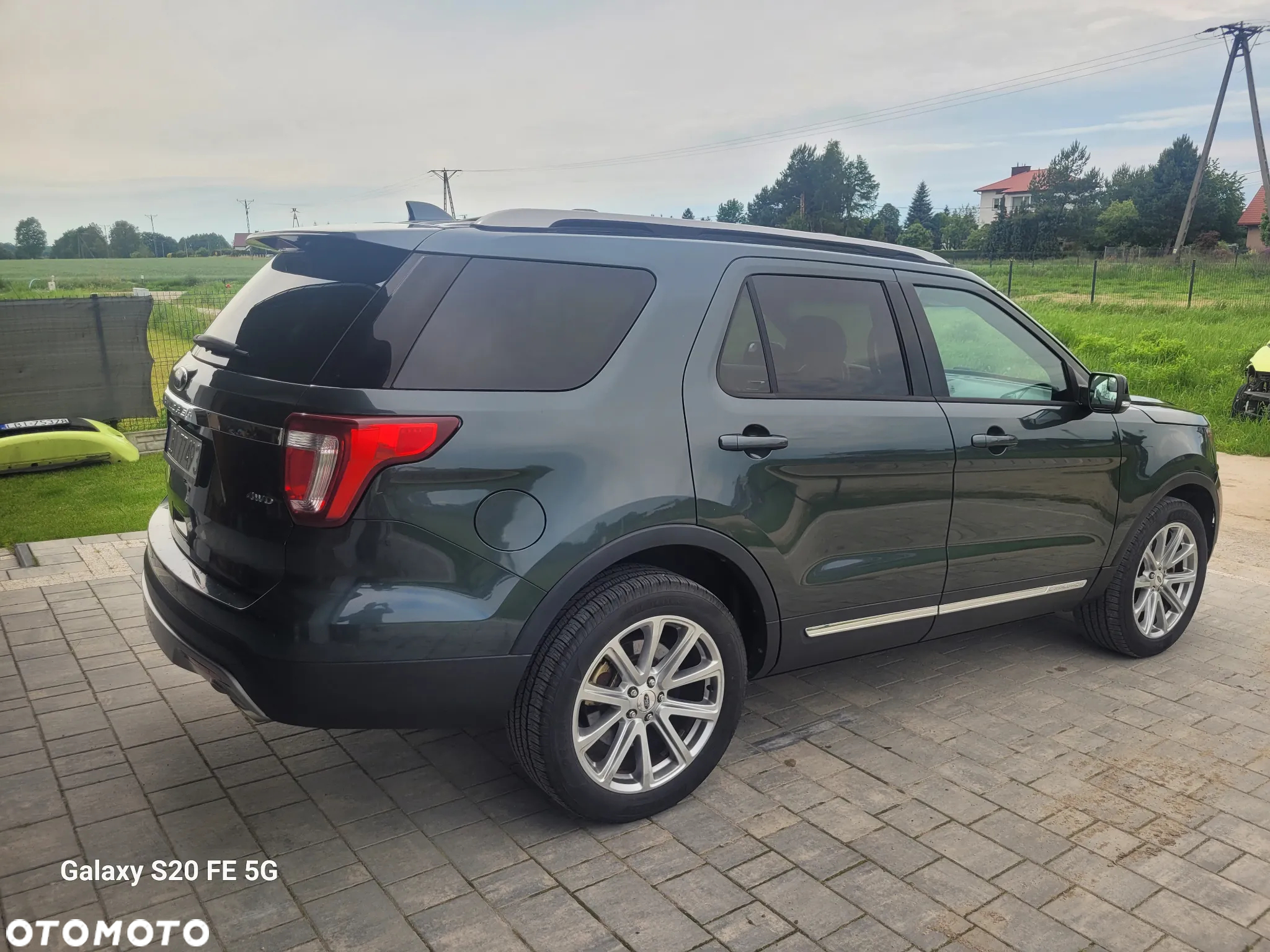 Ford Explorer - 5