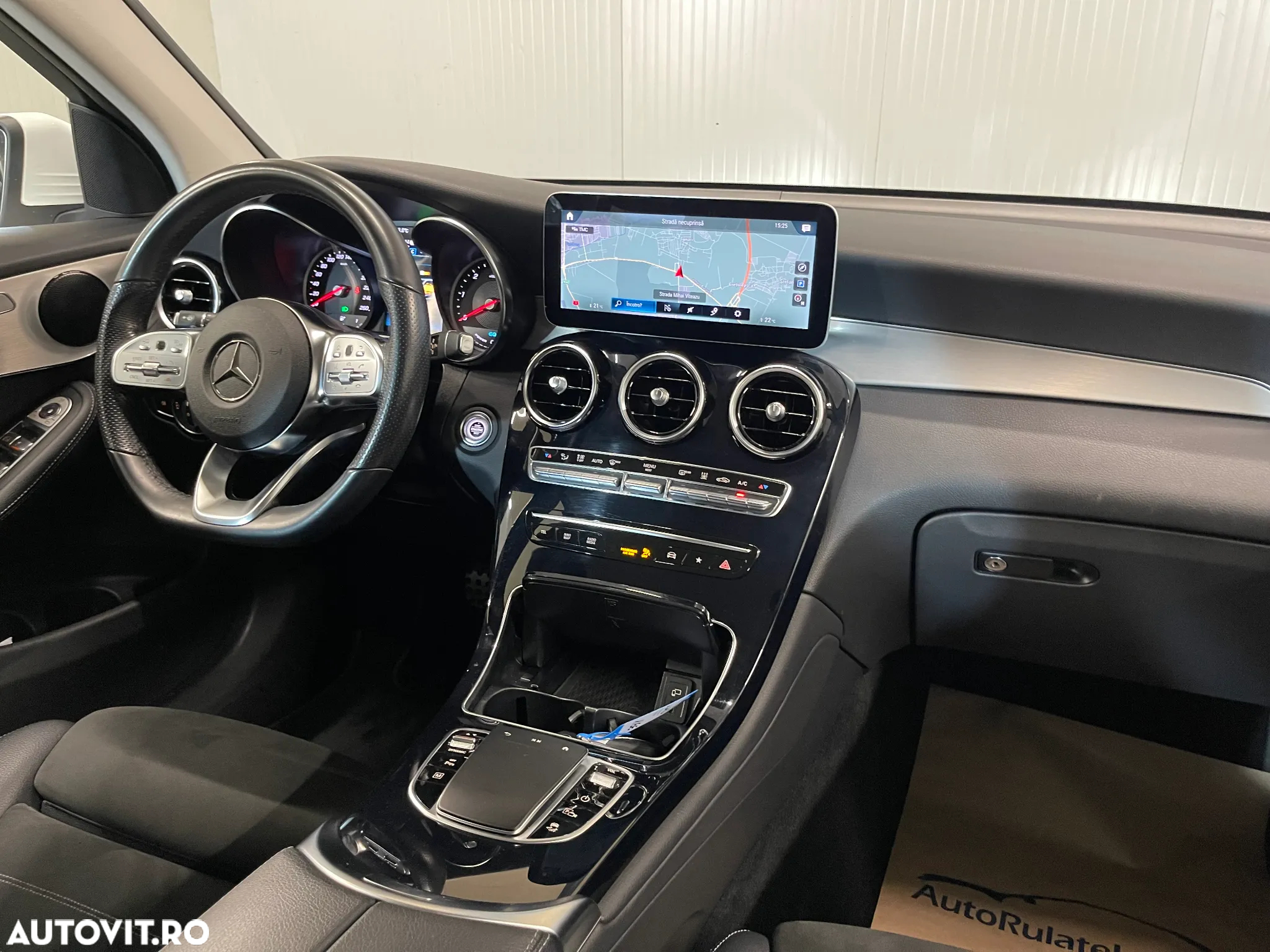 Mercedes-Benz GLC 300 de 4Matic 9G-TRONIC AMG Line - 8