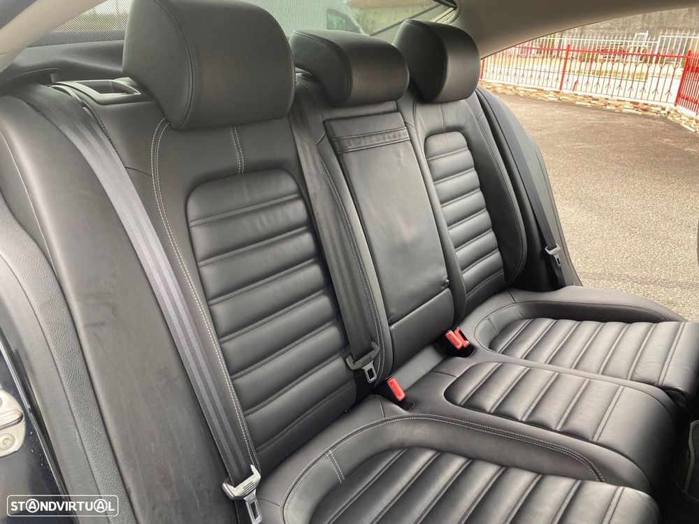 VW Passat CC 2.0 TDi BlueMotion - 12