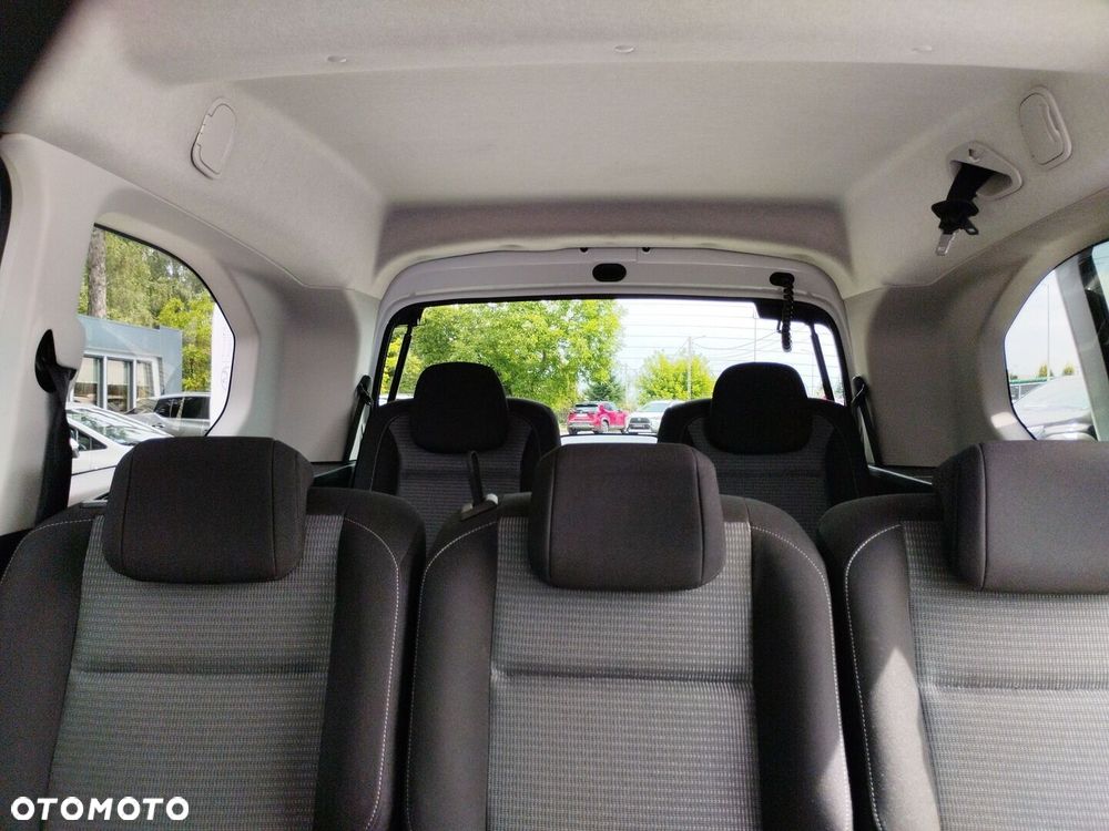 Toyota Proace City Verso Long 1.5 D-4D Family - 23
